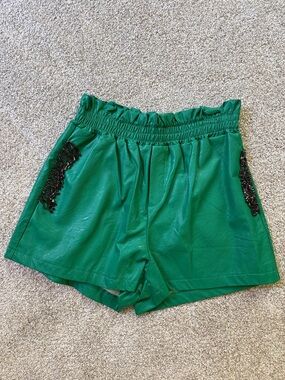 Odi et Amo Green faux leather Women's Elastic-Waist Shorts with Beaded Trim